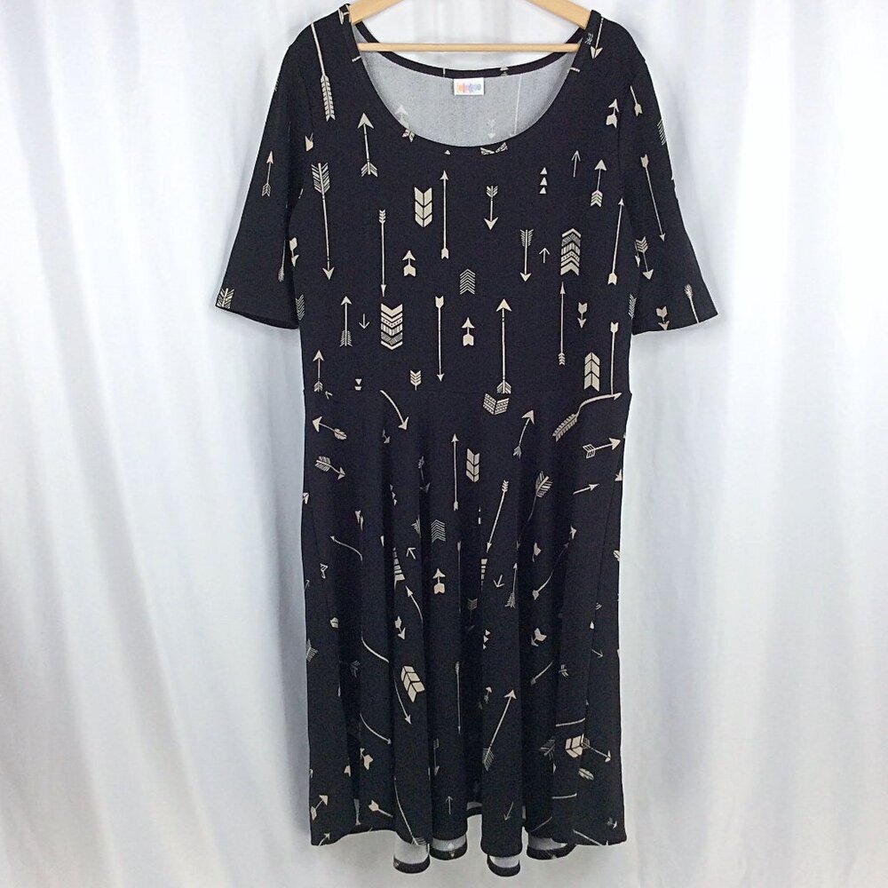 Lularoe Nicole Black Arrow‎ Print Skater Dress Women's Plus Size 3XL Half Sleeve